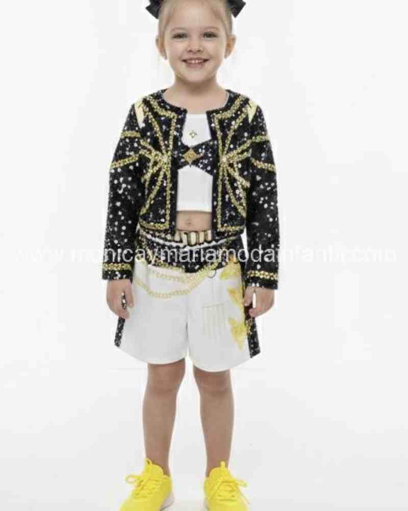 Conjunto K-pop Negro