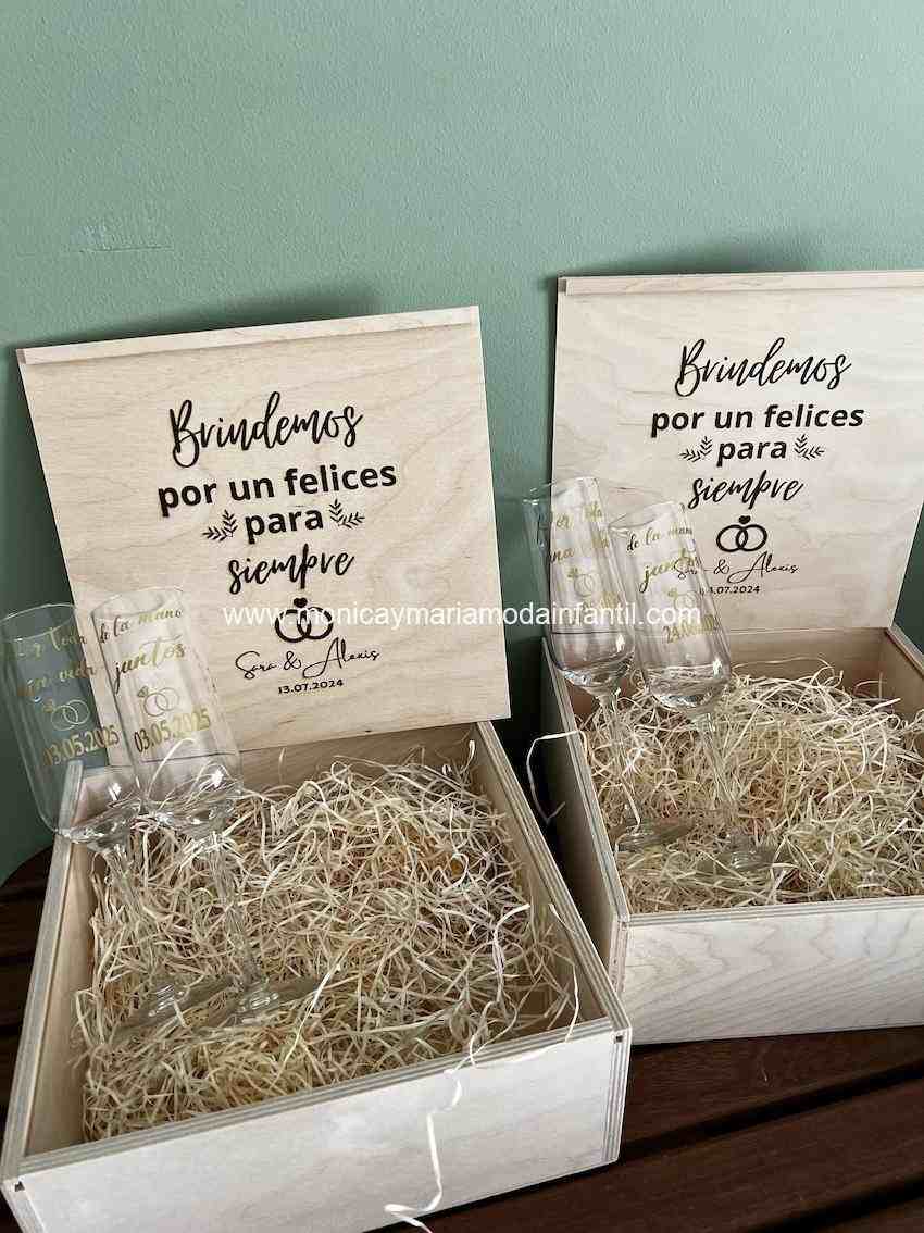 Ropa Infantil - Mónica y María
