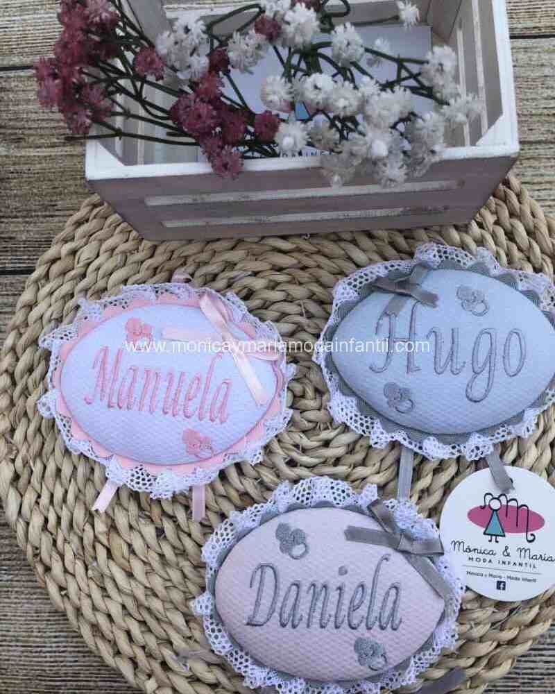 BROCHES