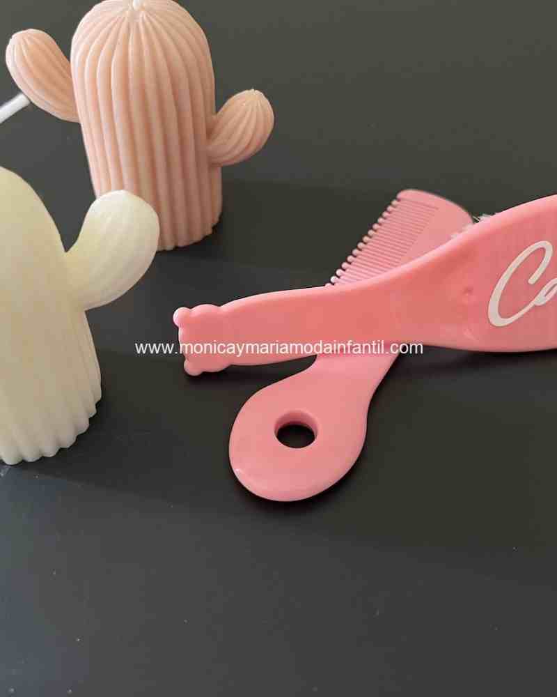 set cepillo y peine rosa