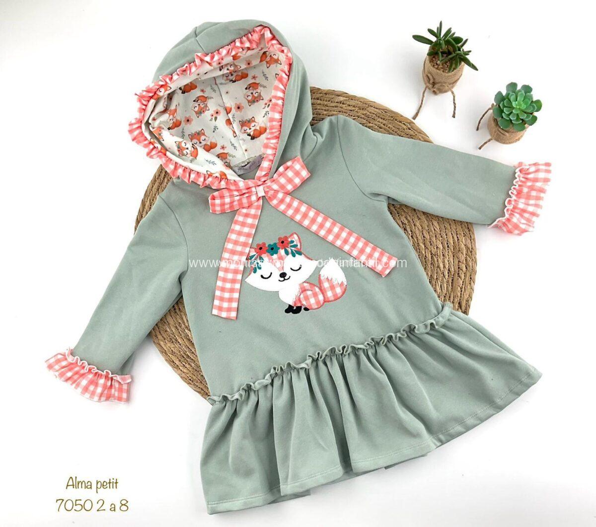 Vestido verde ardilla