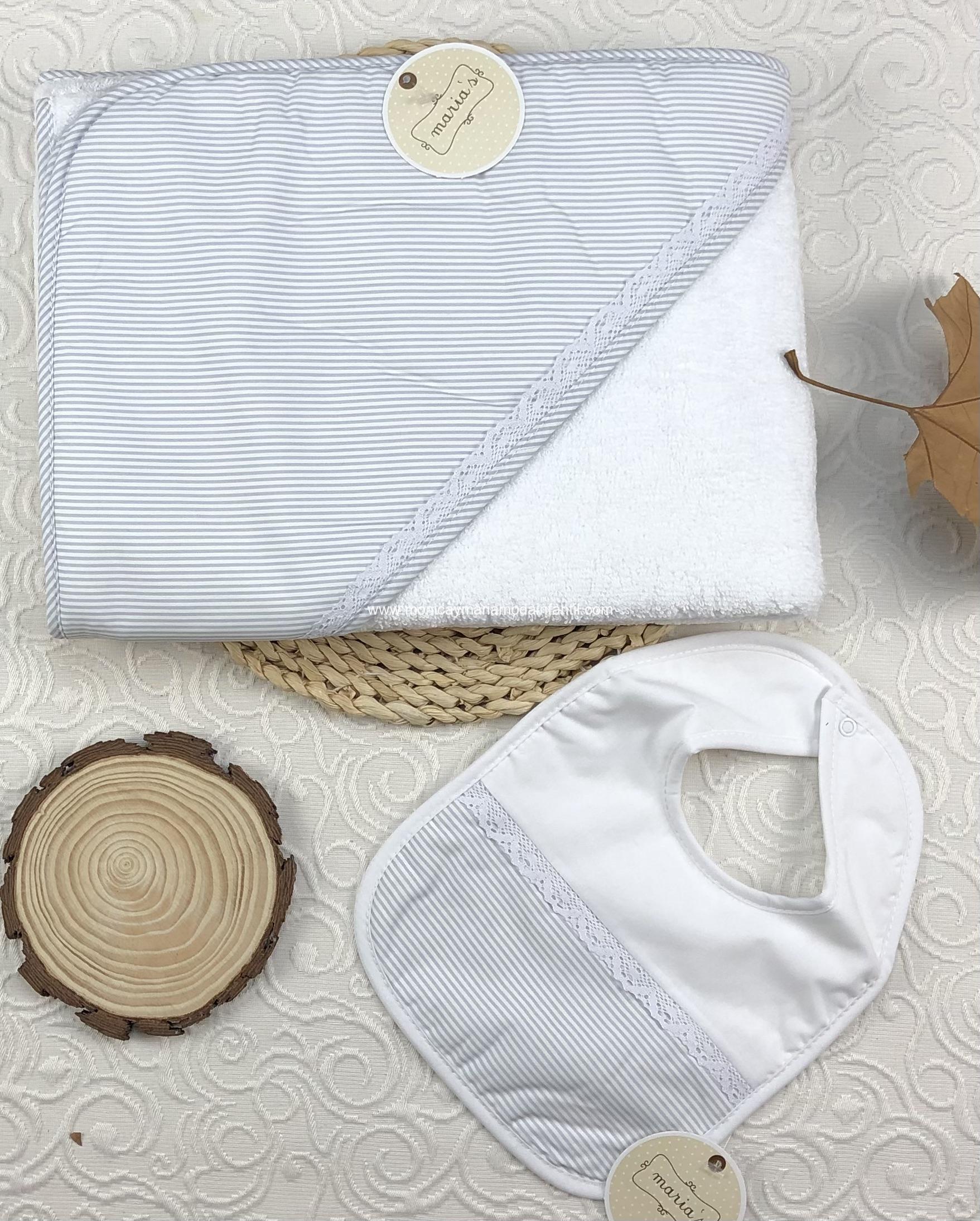 Comprar Ropa Infantil Toalla + Baber Rallas Celeste - Imagen 3