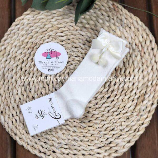 Calcetin alto borlon lazo beige